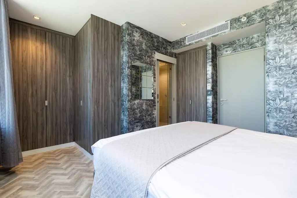Luxury Elegant Designer Two Bed - Ac & Views Apartment Cape Town