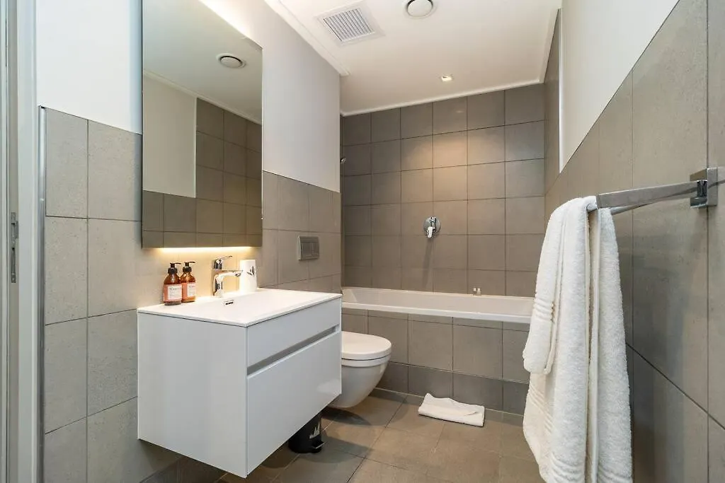 Luxury Elegant Designer Two Bed - Ac & Views Apartment Cape Town